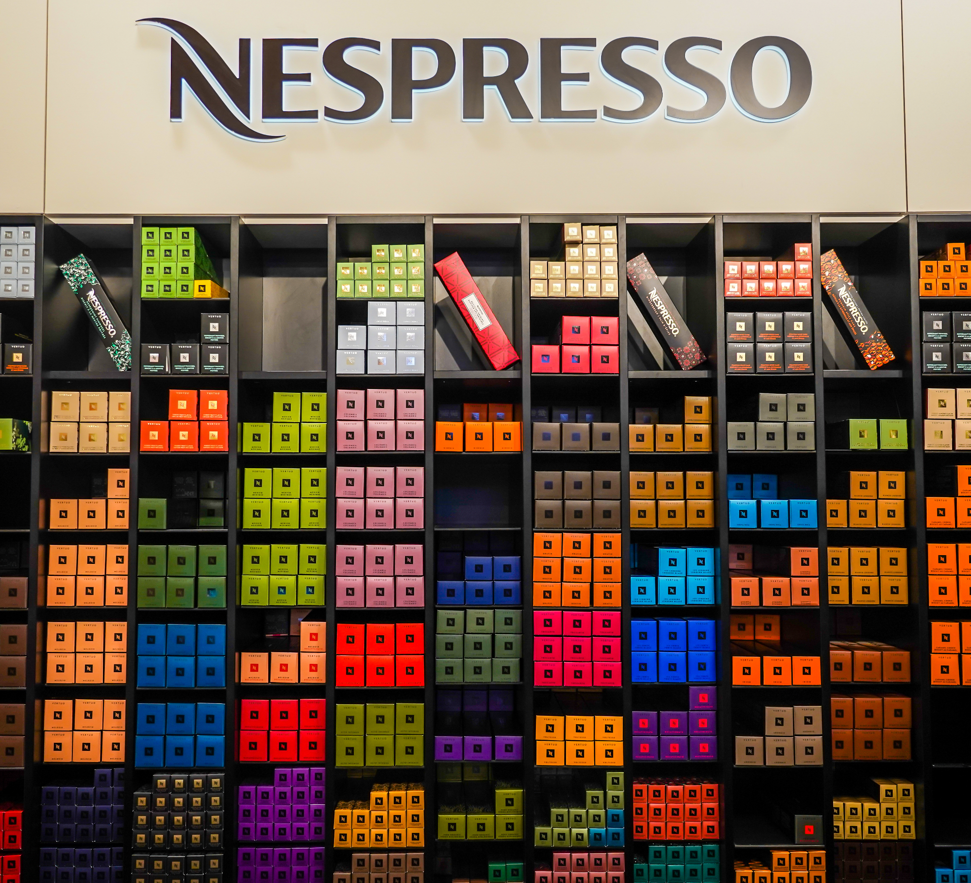 Nespresso kavni aparat je skoraj da osnovna oprema kuhinja